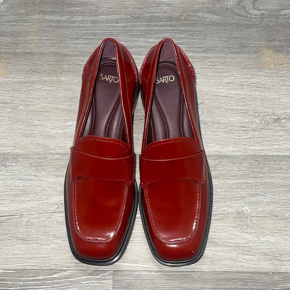 SARTO by Franco Sarto red shoes . - Picture 6 of 9